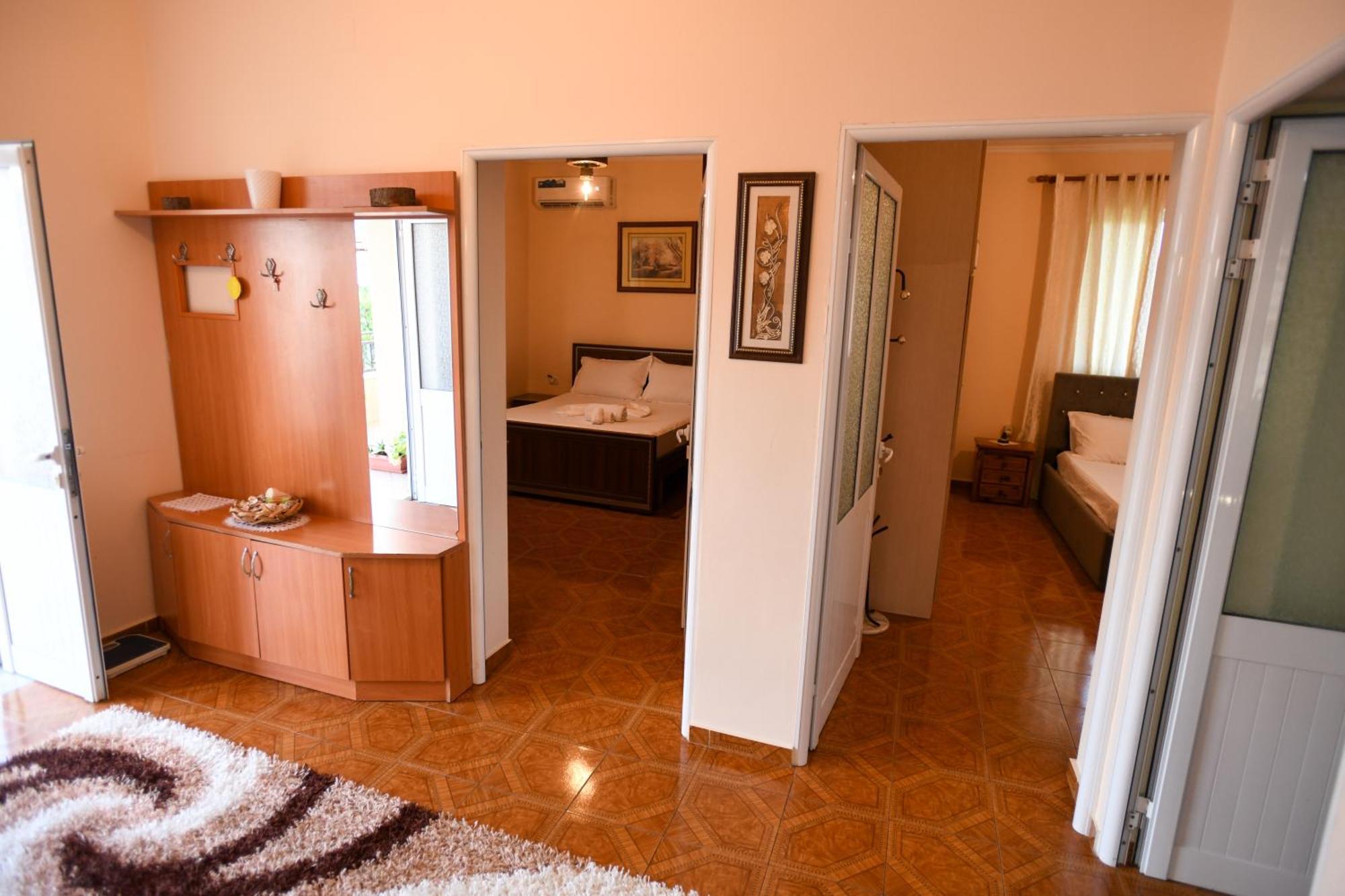 Apartment Darlin Berat Luaran gambar