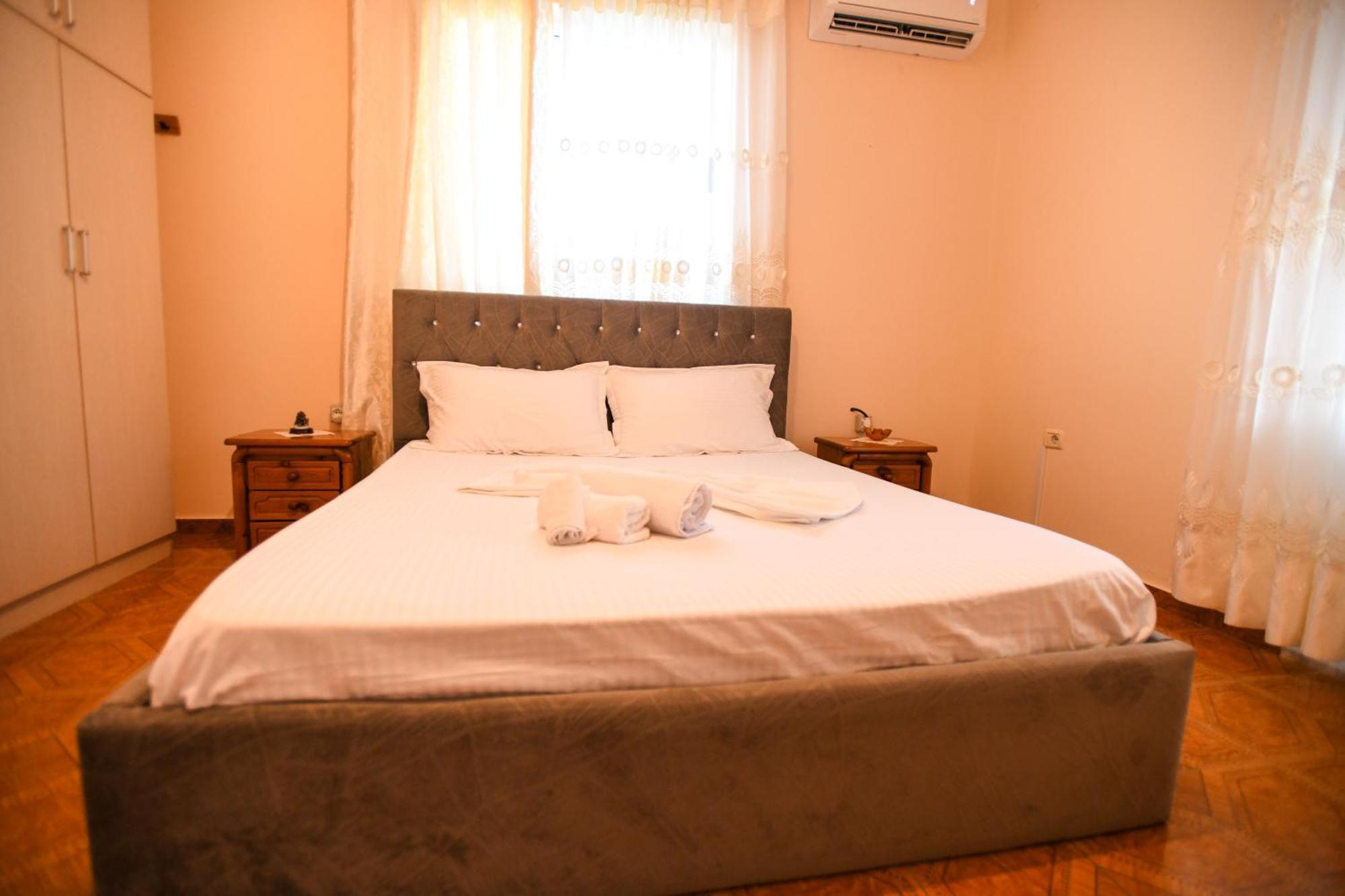 Apartment Darlin Berat Luaran gambar