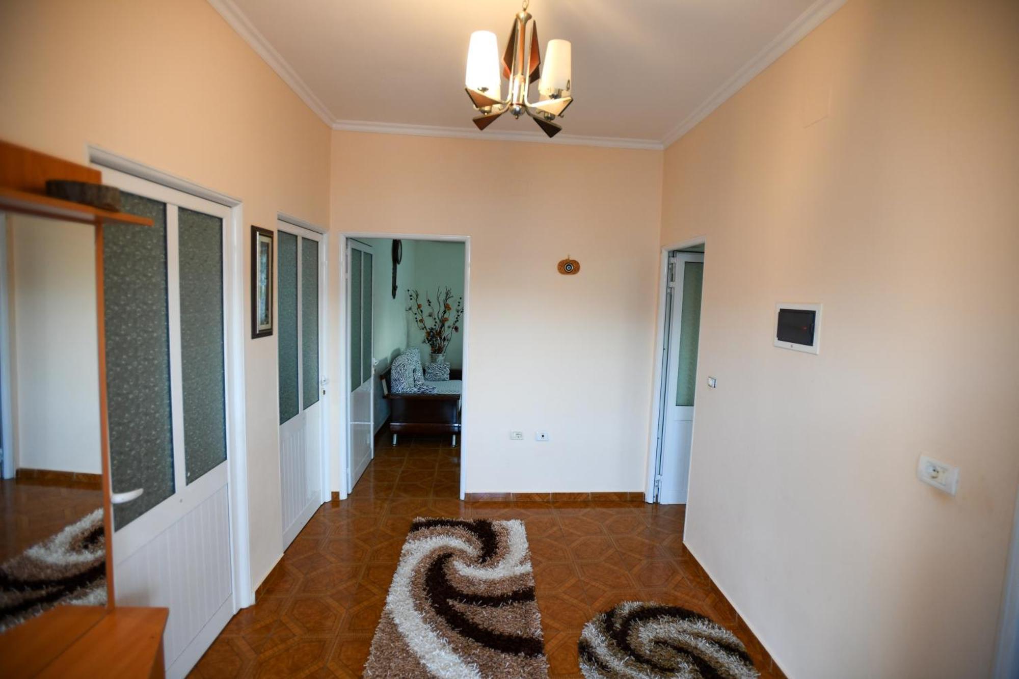 Apartment Darlin Berat Luaran gambar