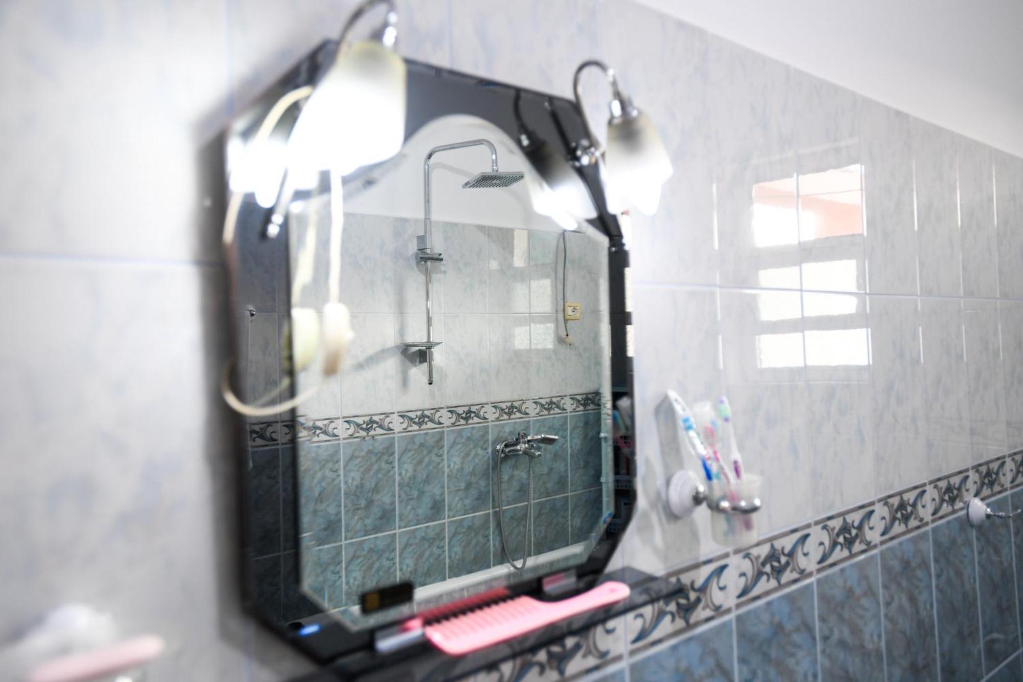 Apartment Darlin Berat Luaran gambar